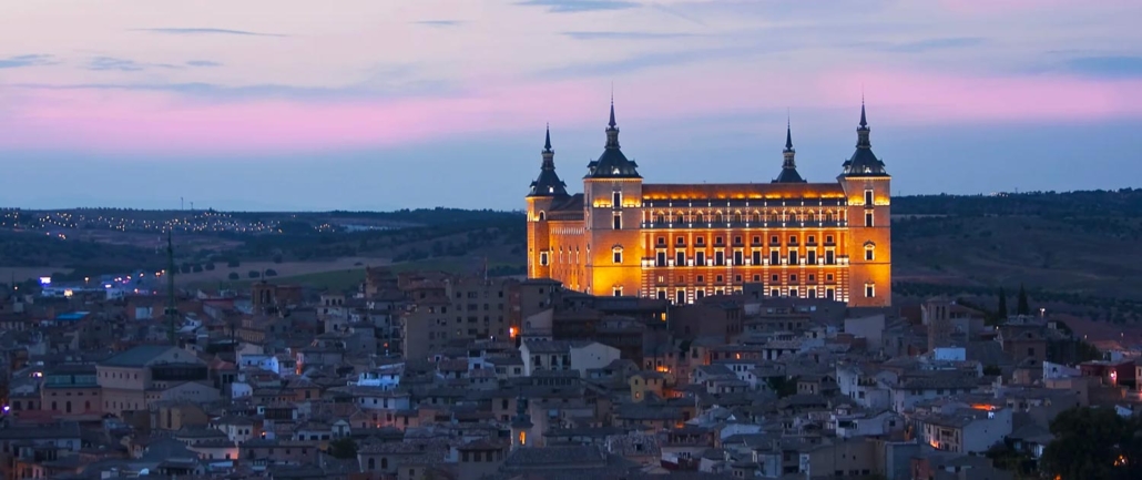 Alcázar de Toledo. Apartamentos y Alojamientos Turísticos en Toledo